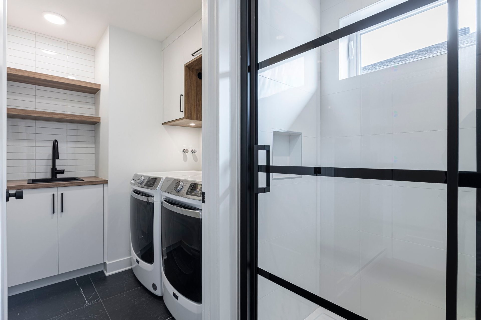 









1105


Rue Jean-Vallerand

,
Boucherville,




QC
J4B0H5


