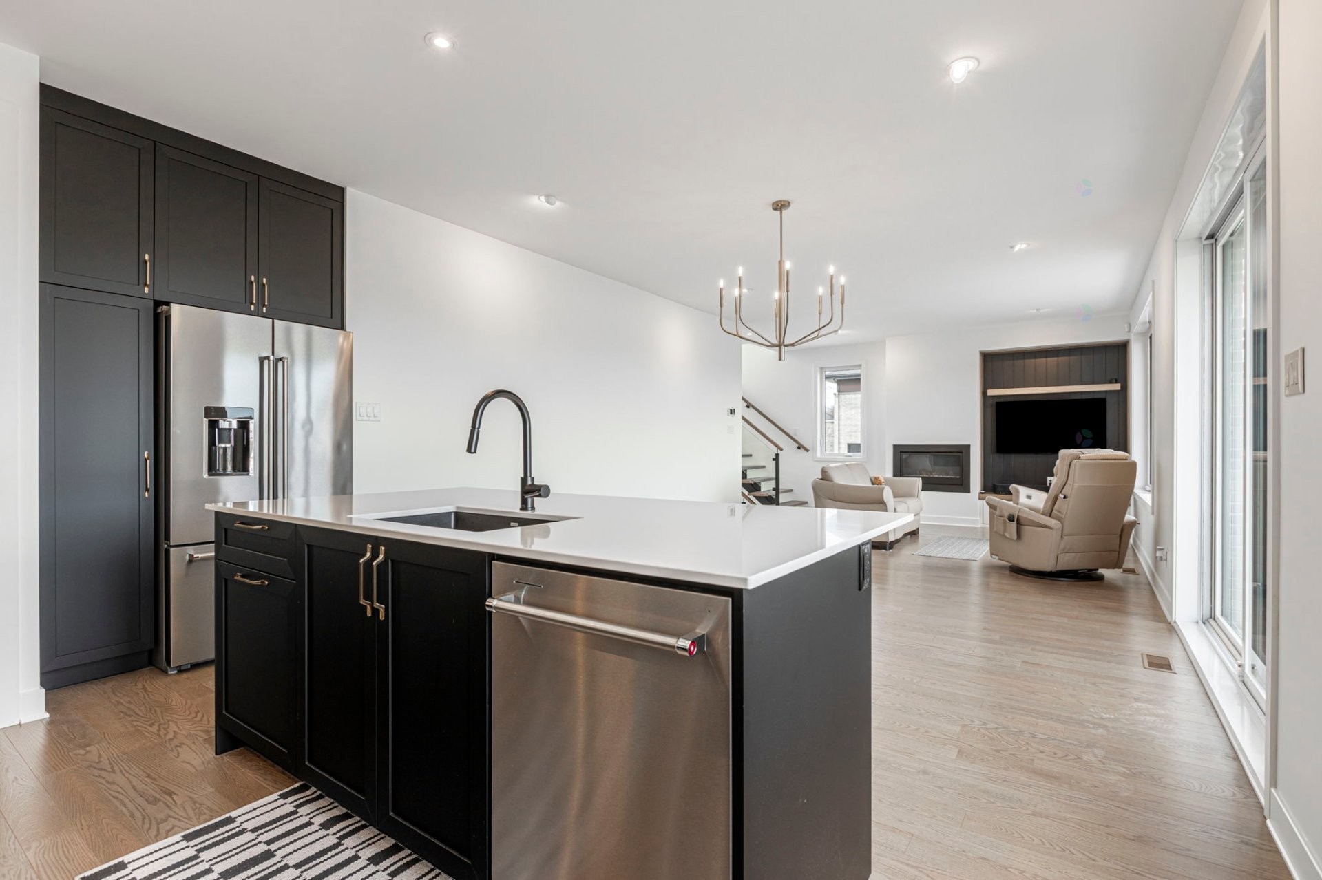 









1105


Rue Jean-Vallerand

,
Boucherville,




QC
J4B0H5

