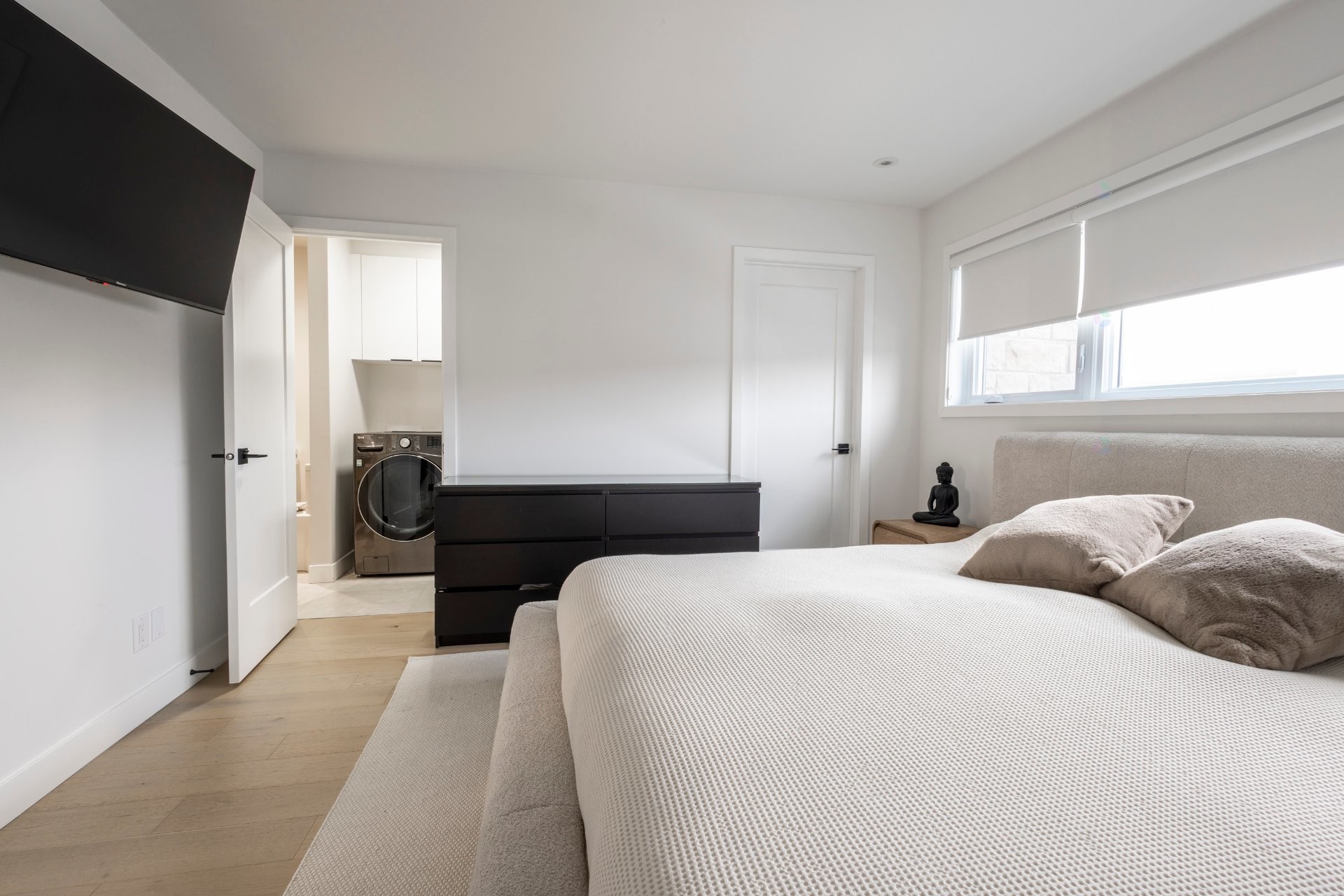 









236


Rue Gascon

,
Laval (Saint-François),




QC
H7B0B4

