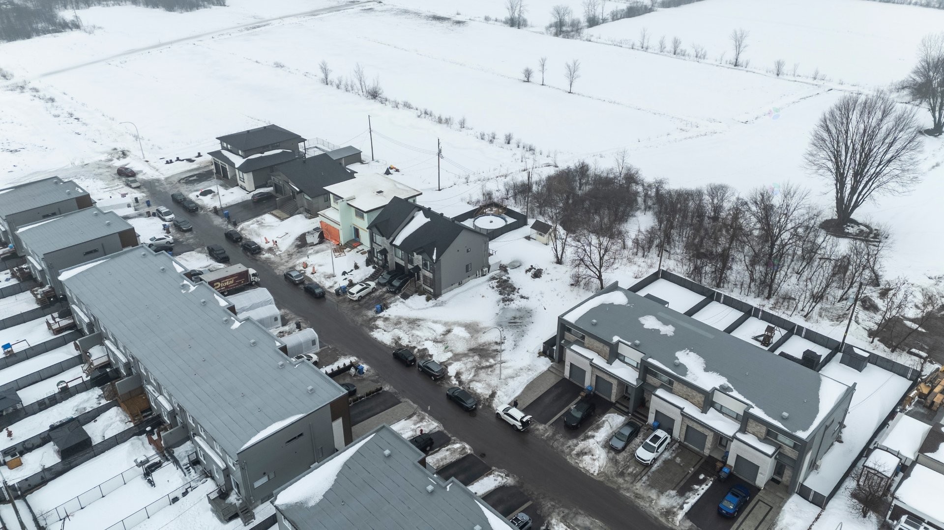 









236


Rue Gascon

,
Laval (Saint-François),




QC
H7B0B4

