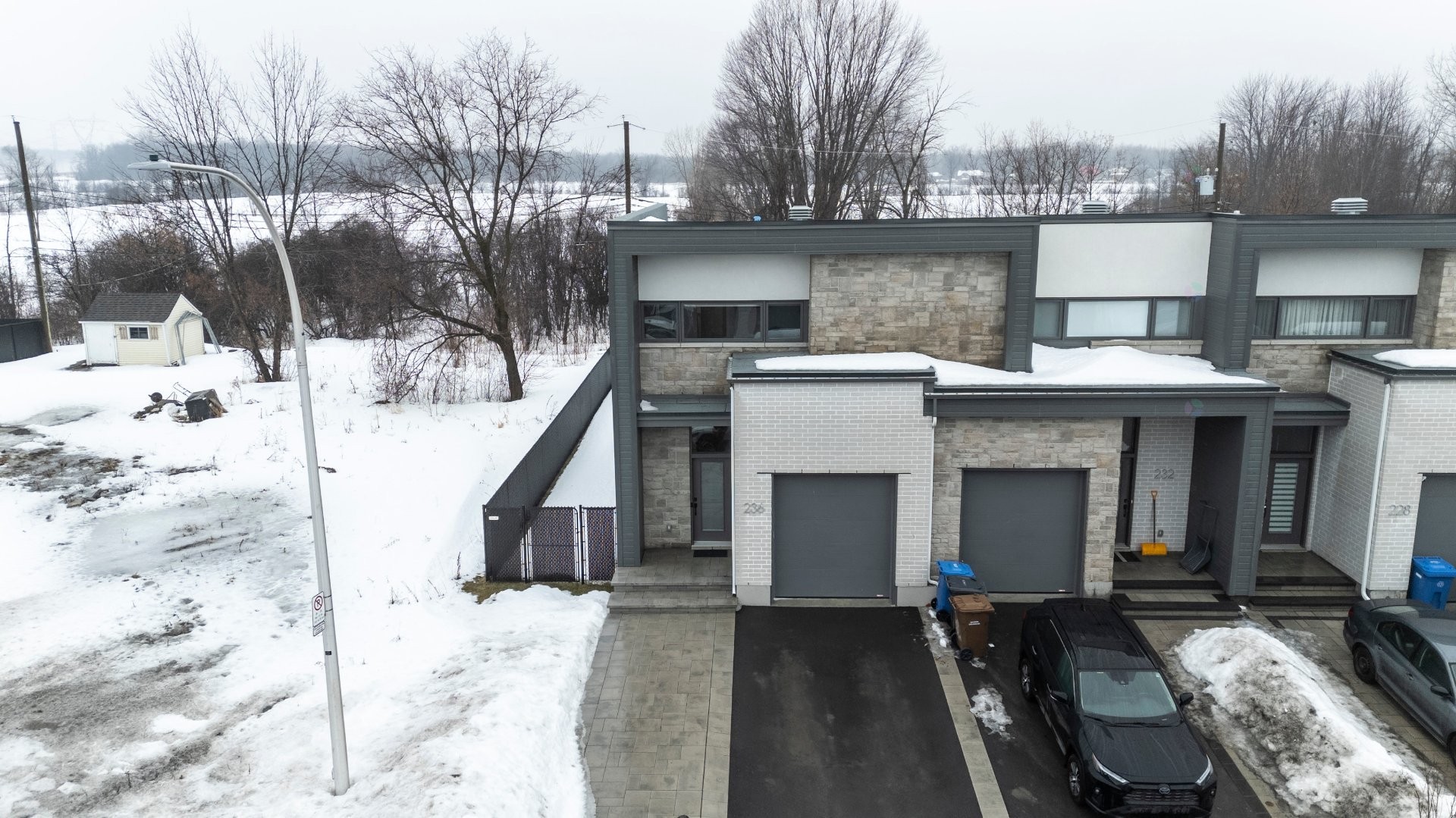 









236


Rue Gascon

,
Laval (Saint-François),




QC
H7B0B4

