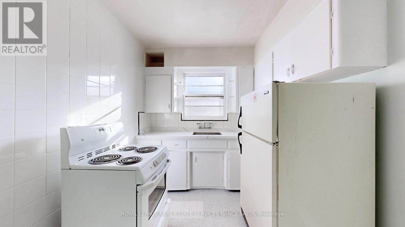 












1264 WESTON ROAD

,
Toronto,




Ontario
M6M4R1


