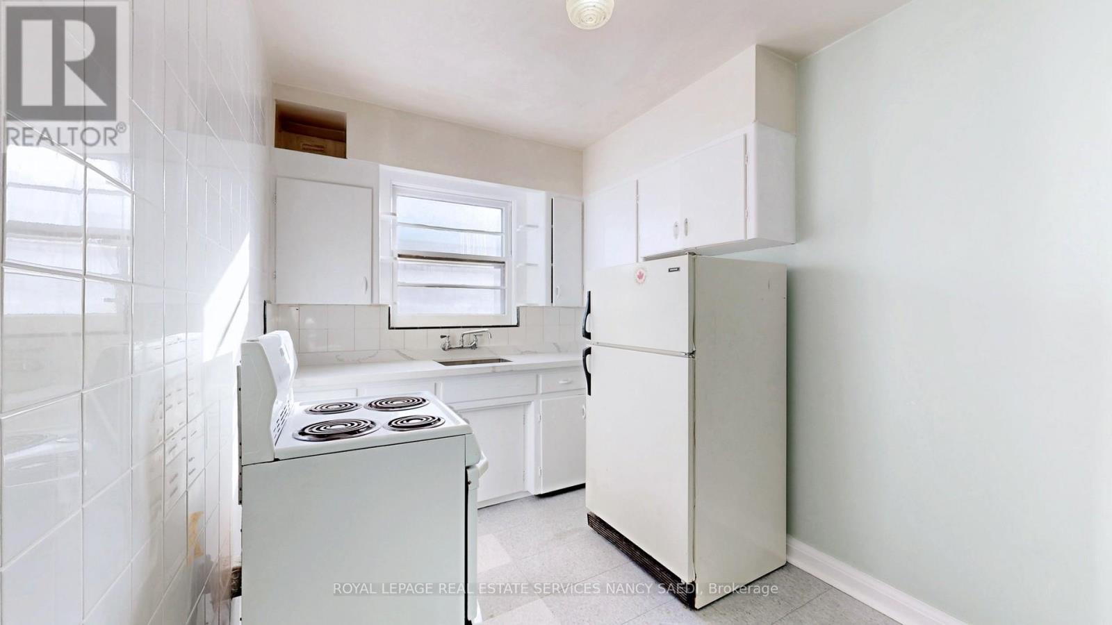












1264 WESTON ROAD

,
Toronto,




Ontario
M6M4R1

