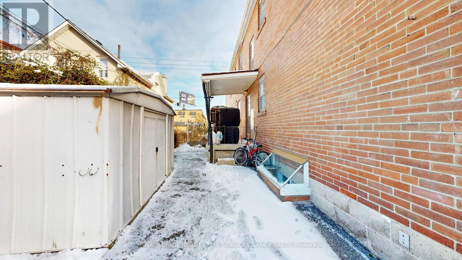 












1264 WESTON ROAD

,
Toronto,




Ontario
M6M4R1

