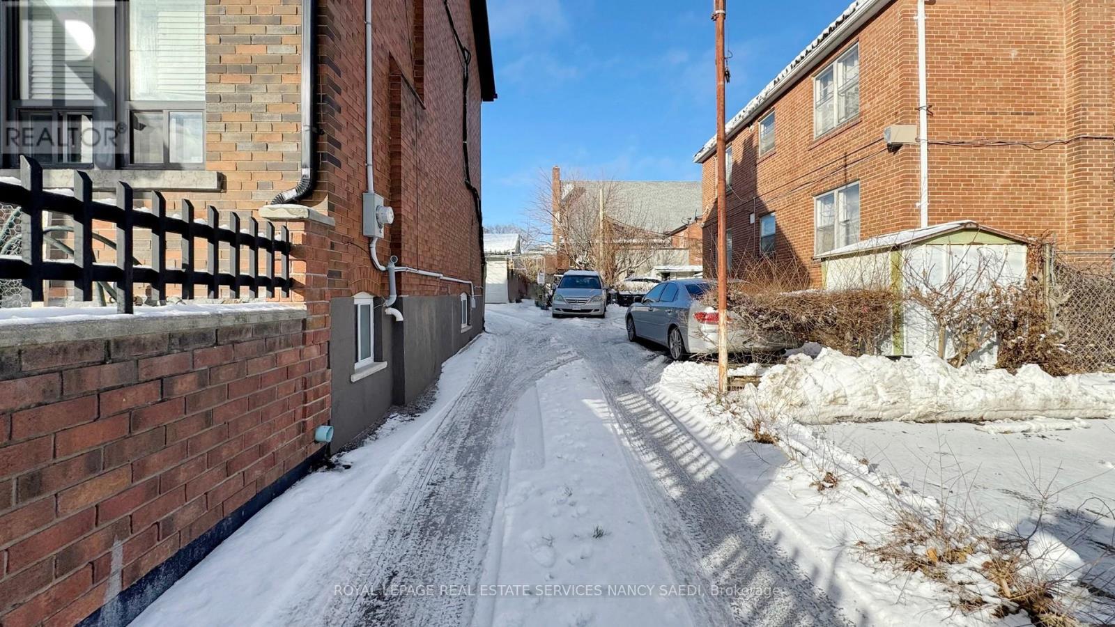 












1264 WESTON ROAD

,
Toronto,




Ontario
M6M4R1

