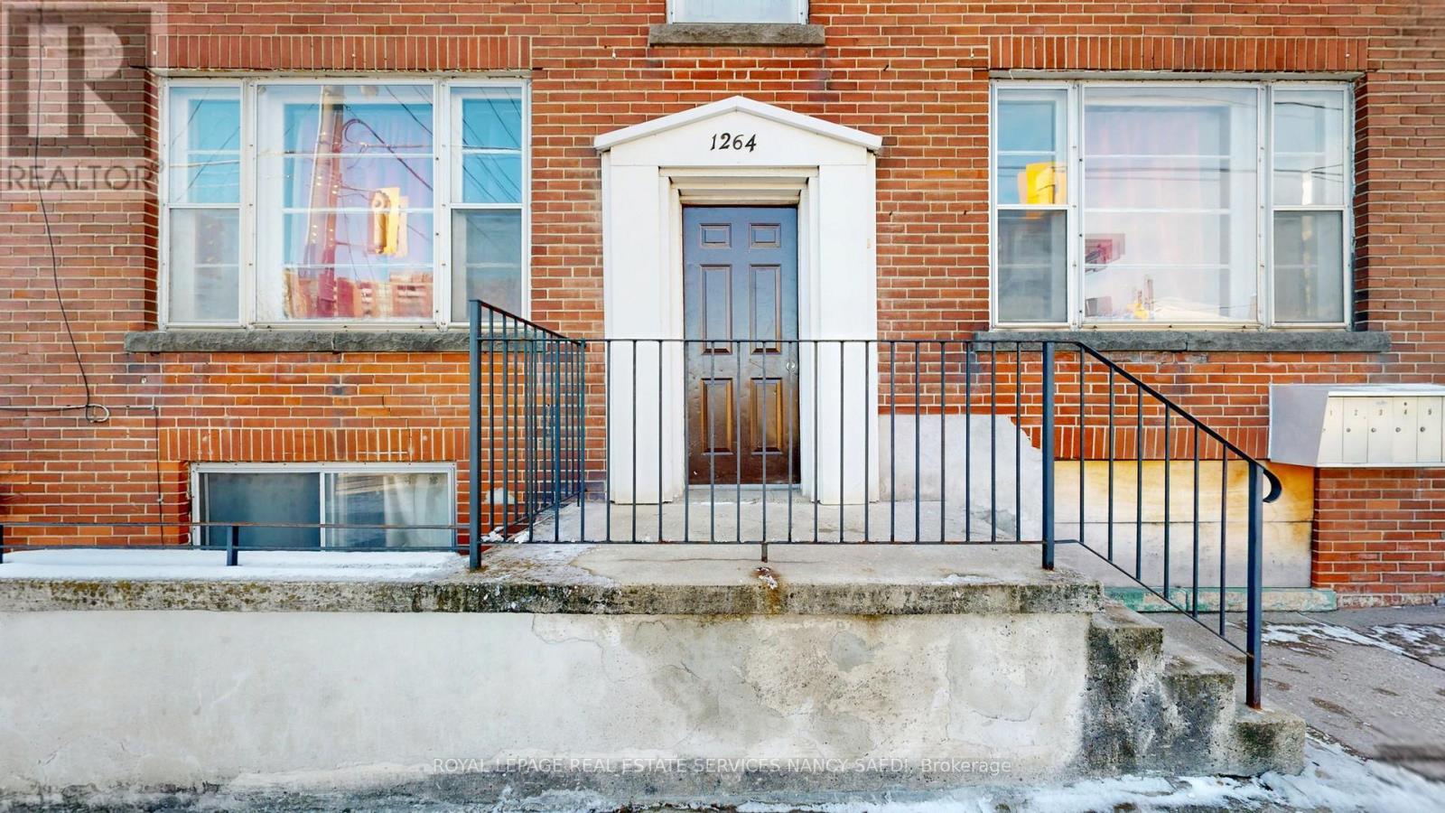 












1264 WESTON ROAD

,
Toronto,




Ontario
M6M4R1

