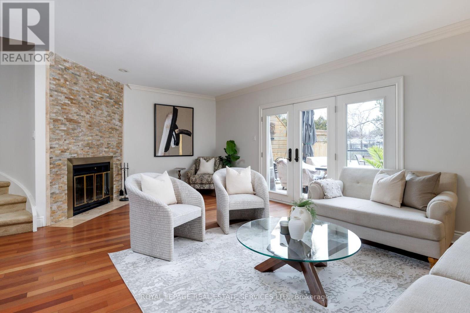 












68 TRADEWIND DRIVE

,
Oakville,




Ontario
L6L6K8

