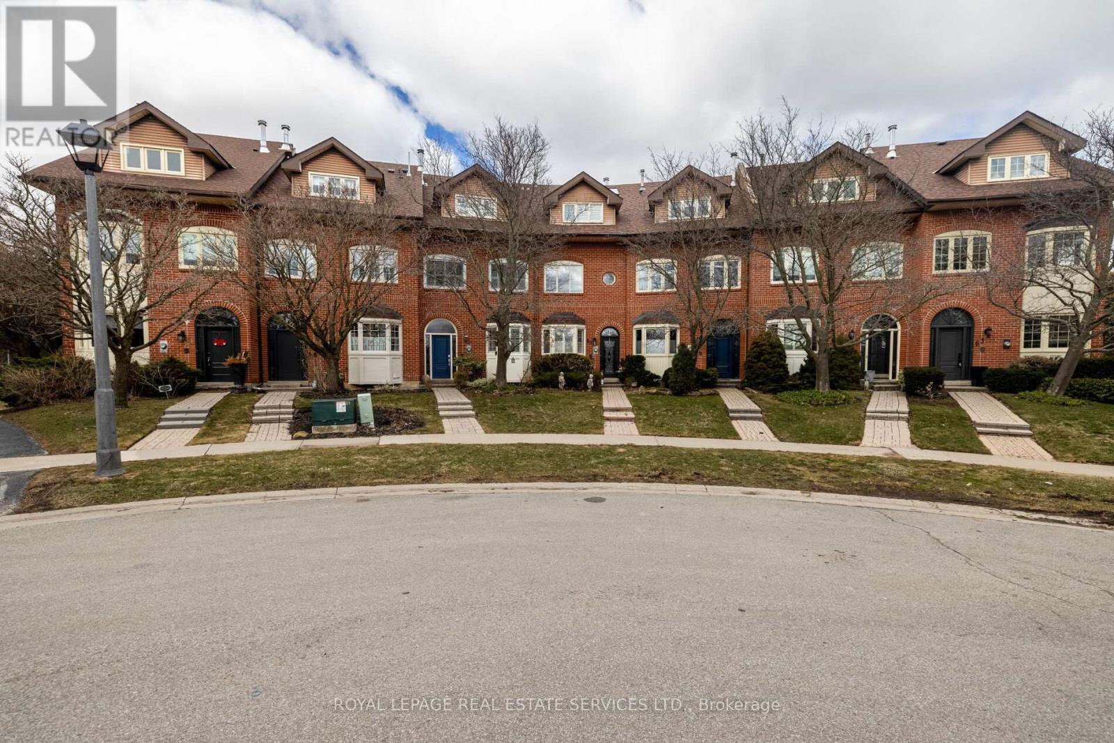 












68 TRADEWIND DRIVE

,
Oakville,




Ontario
L6L6K8

