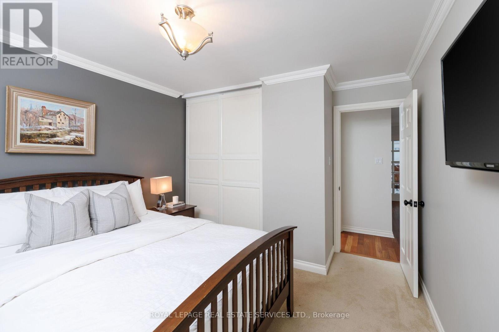 












68 TRADEWIND DRIVE

,
Oakville,




Ontario
L6L6K8

