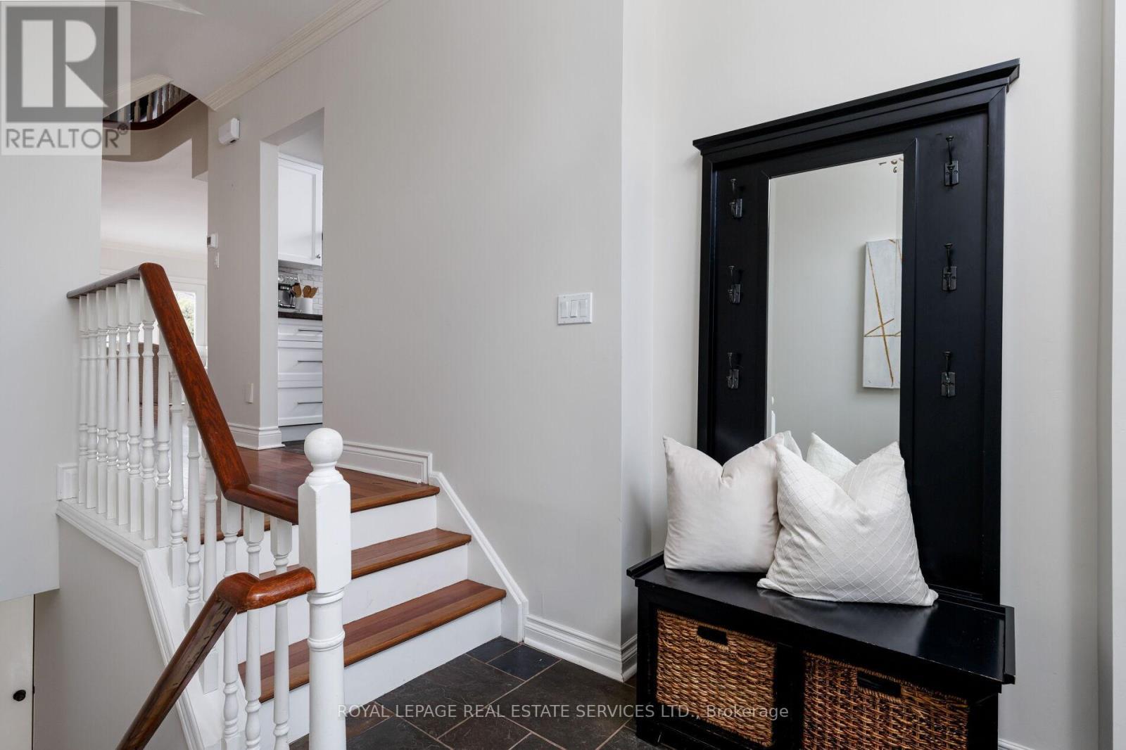 












68 TRADEWIND DRIVE

,
Oakville,




Ontario
L6L6K8

