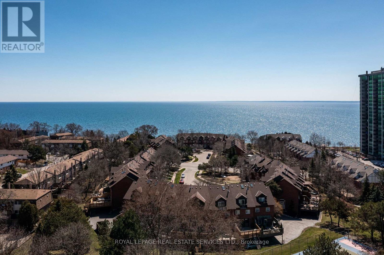 












68 TRADEWIND DRIVE

,
Oakville,




Ontario
L6L6K8

