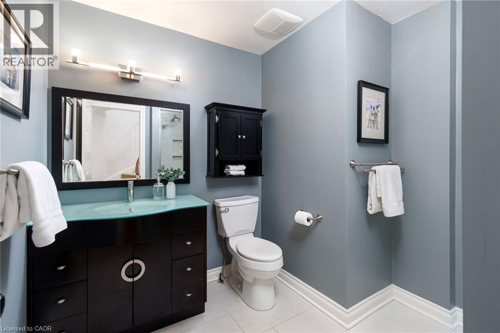 












68 TRADEWIND Drive

,
Oakville,




Ontario
L6L6K8


