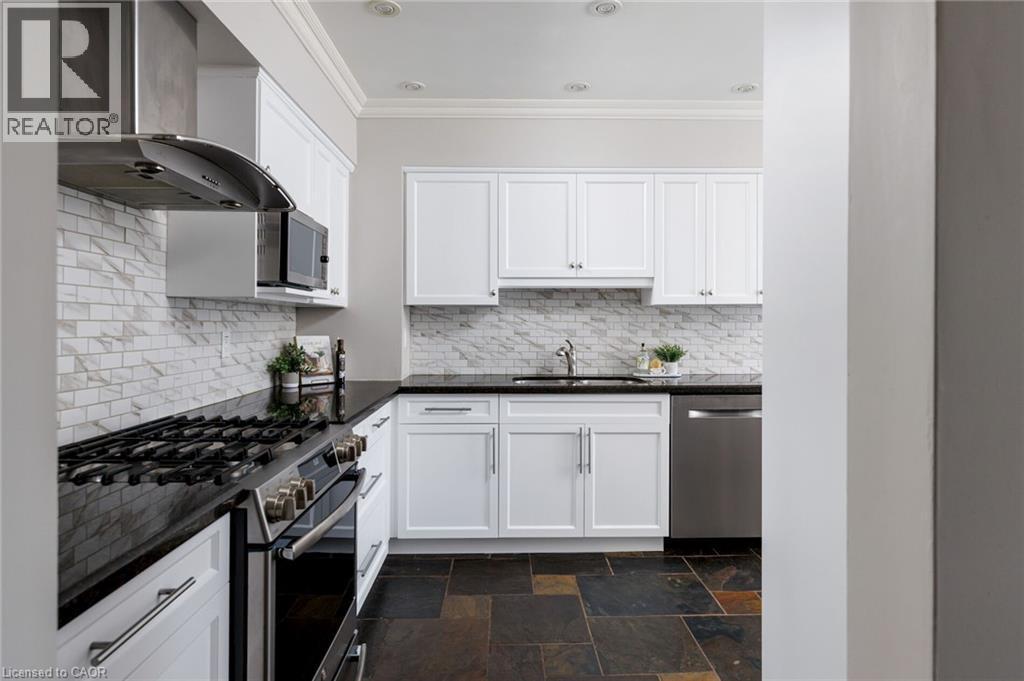 












68 TRADEWIND Drive

,
Oakville,




Ontario
L6L6K8


