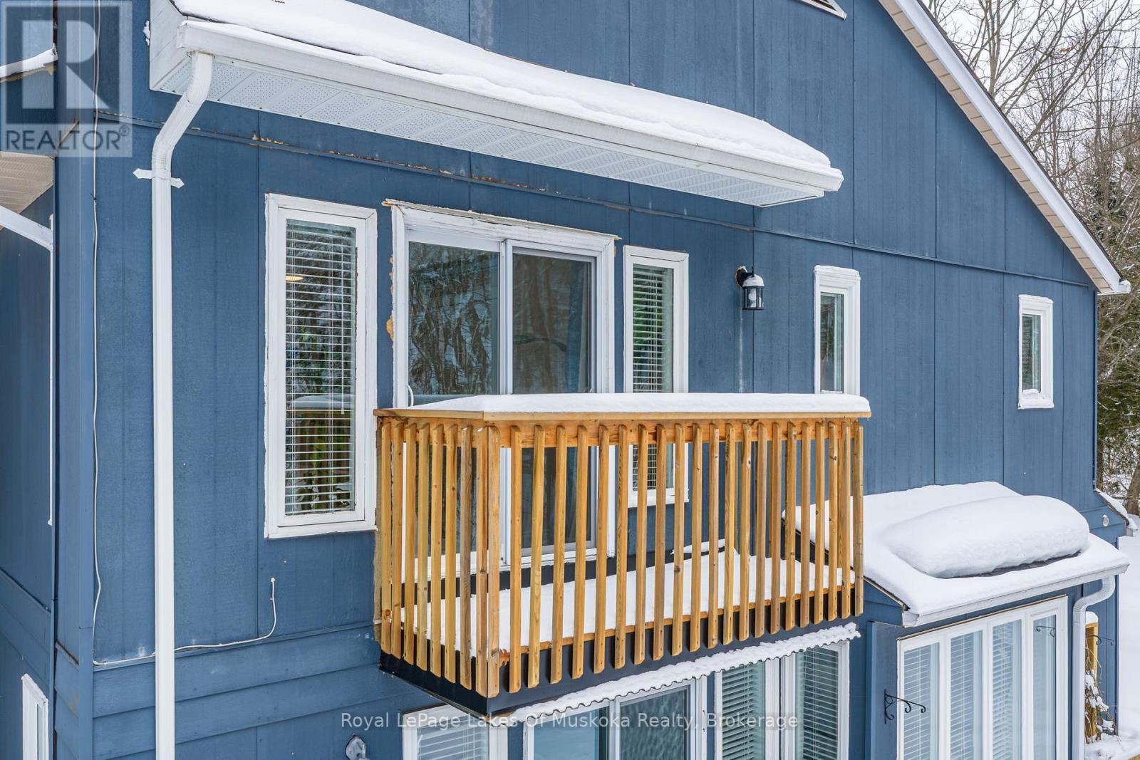 












4 - 1551 HIDDEN VALLEY ROAD

,
Huntsville (Chaffey),




Ontario
P1H1A4

