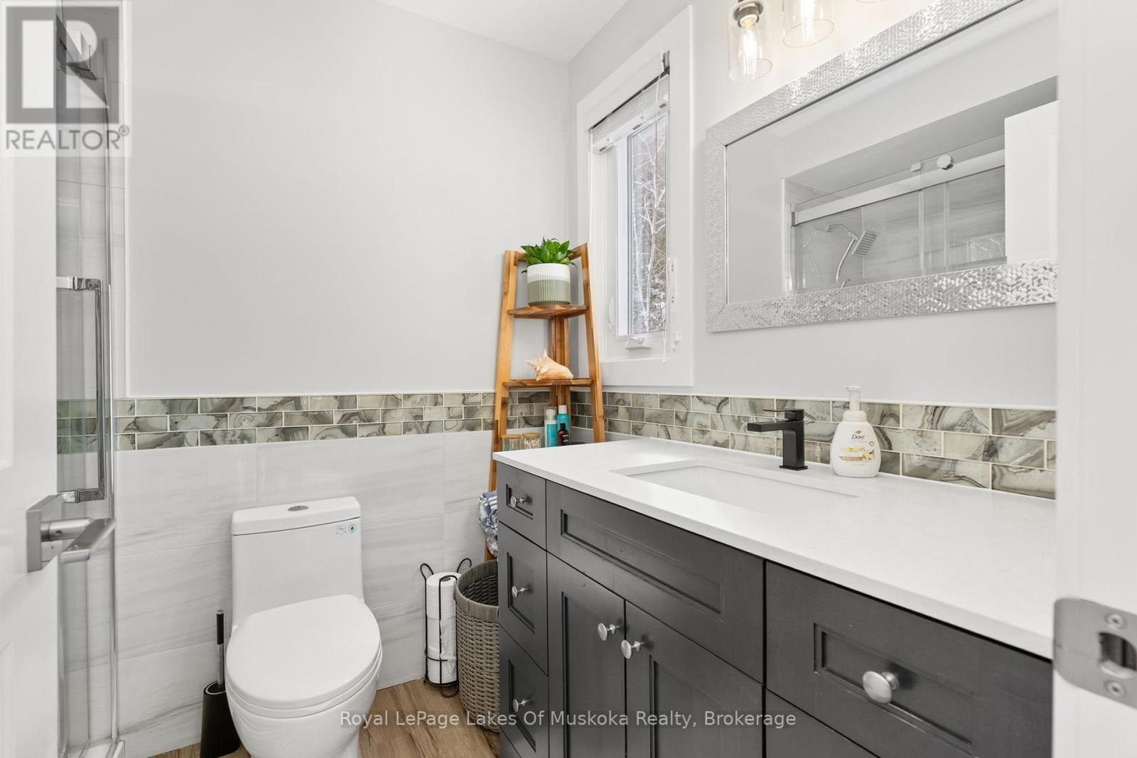 












4 - 1551 HIDDEN VALLEY ROAD

,
Huntsville (Chaffey),




Ontario
P1H1A4

