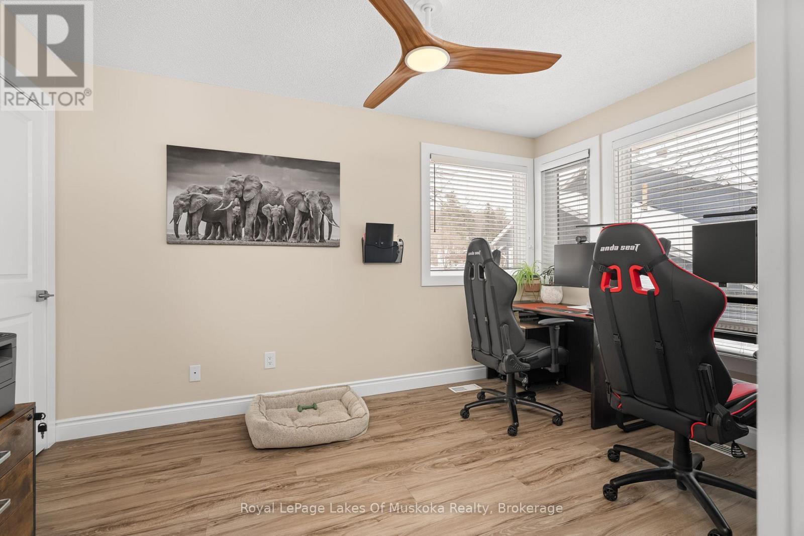 












4 - 1551 HIDDEN VALLEY ROAD

,
Huntsville (Chaffey),




Ontario
P1H1A4

