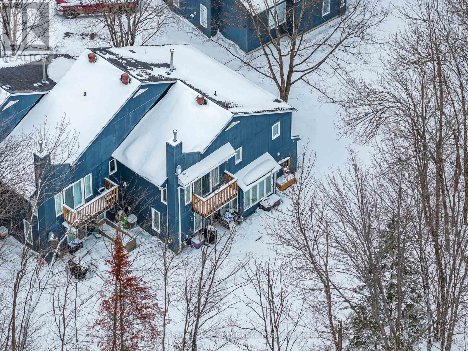 












4 - 1551 HIDDEN VALLEY ROAD

,
Huntsville (Chaffey),




Ontario
P1H1A4

