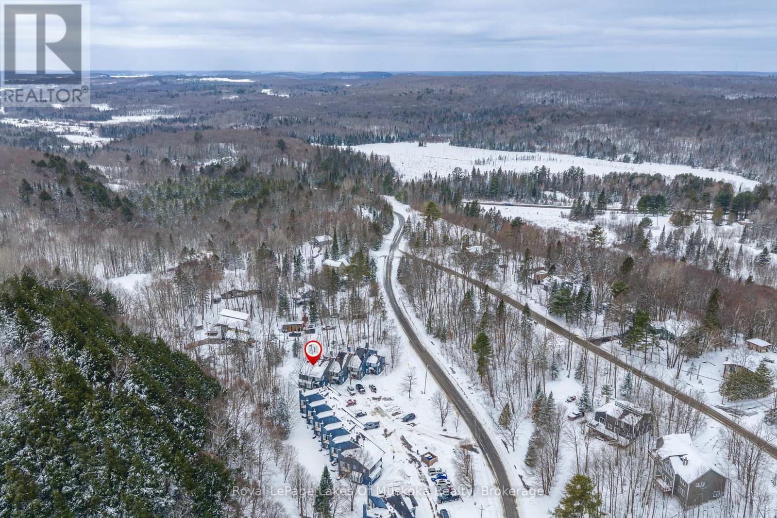 












4 - 1551 HIDDEN VALLEY ROAD

,
Huntsville (Chaffey),




Ontario
P1H1A4

