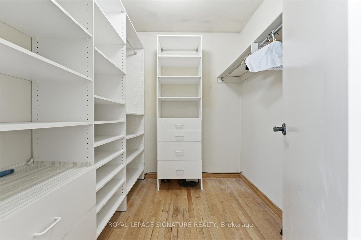 









4307


Garnetwood

Chase,
Mississauga,




ON
L4W 2H1

