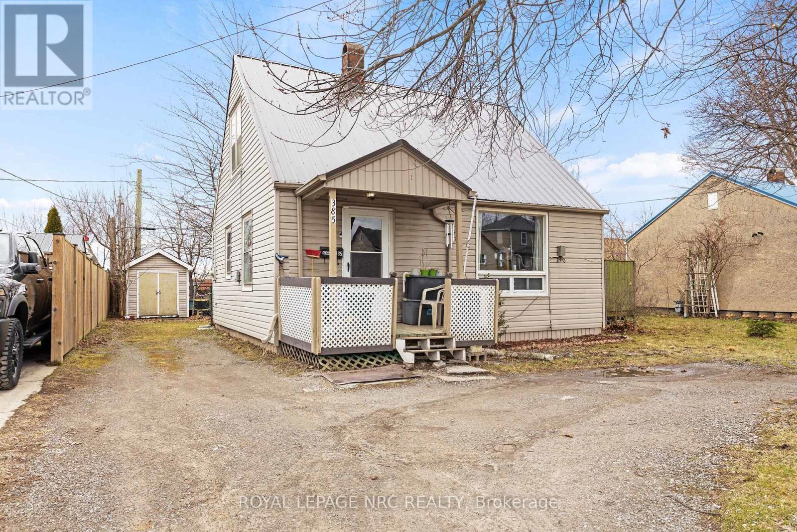 












385 CROWLAND AVENUE

,
Welland,




Ontario
L3B1X5

