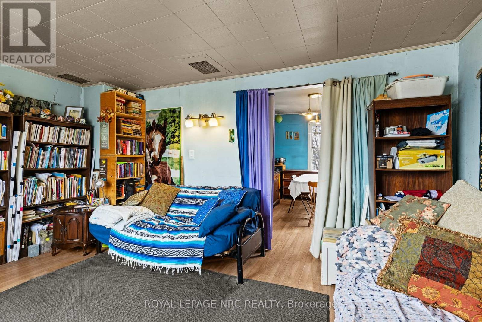 












385 CROWLAND AVENUE

,
Welland,




Ontario
L3B1X5

