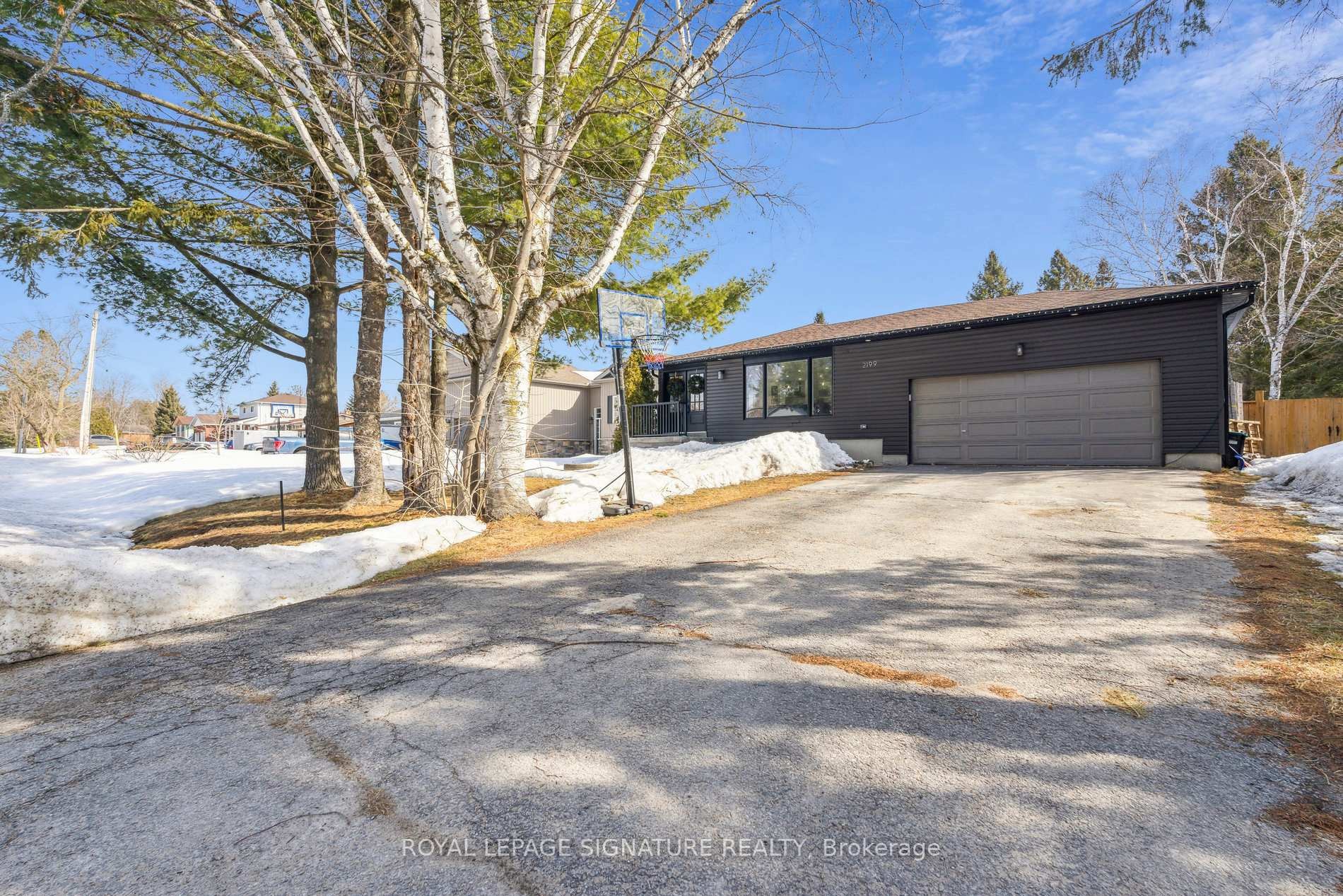 









2199


Richard

Street East,
Innisfil,




ON
L9S 2C4

