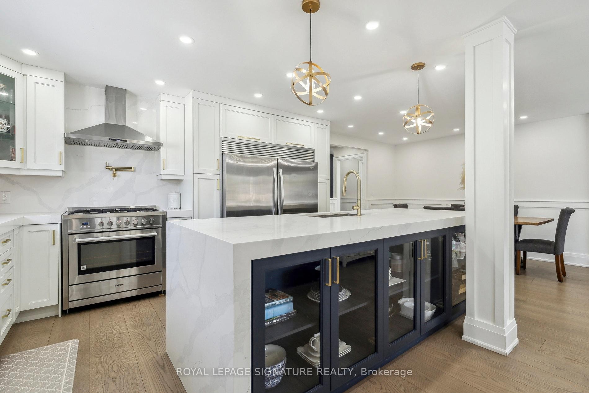 









2199


Richard

Street East,
Innisfil,




ON
L9S 2C4

