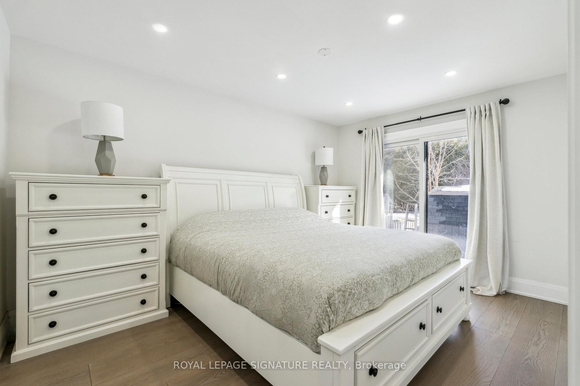 









2199


Richard

Street East,
Innisfil,




ON
L9S 2C4

