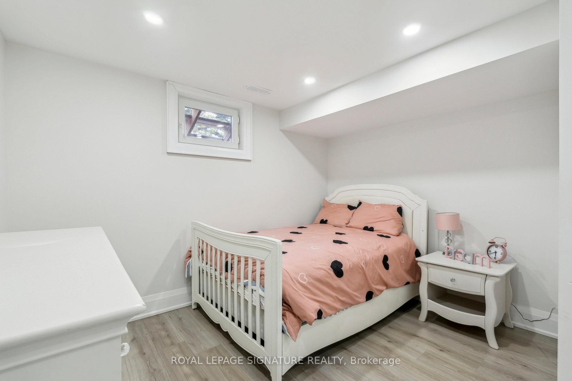 









2199


Richard

Street East,
Innisfil,




ON
L9S 2C4

