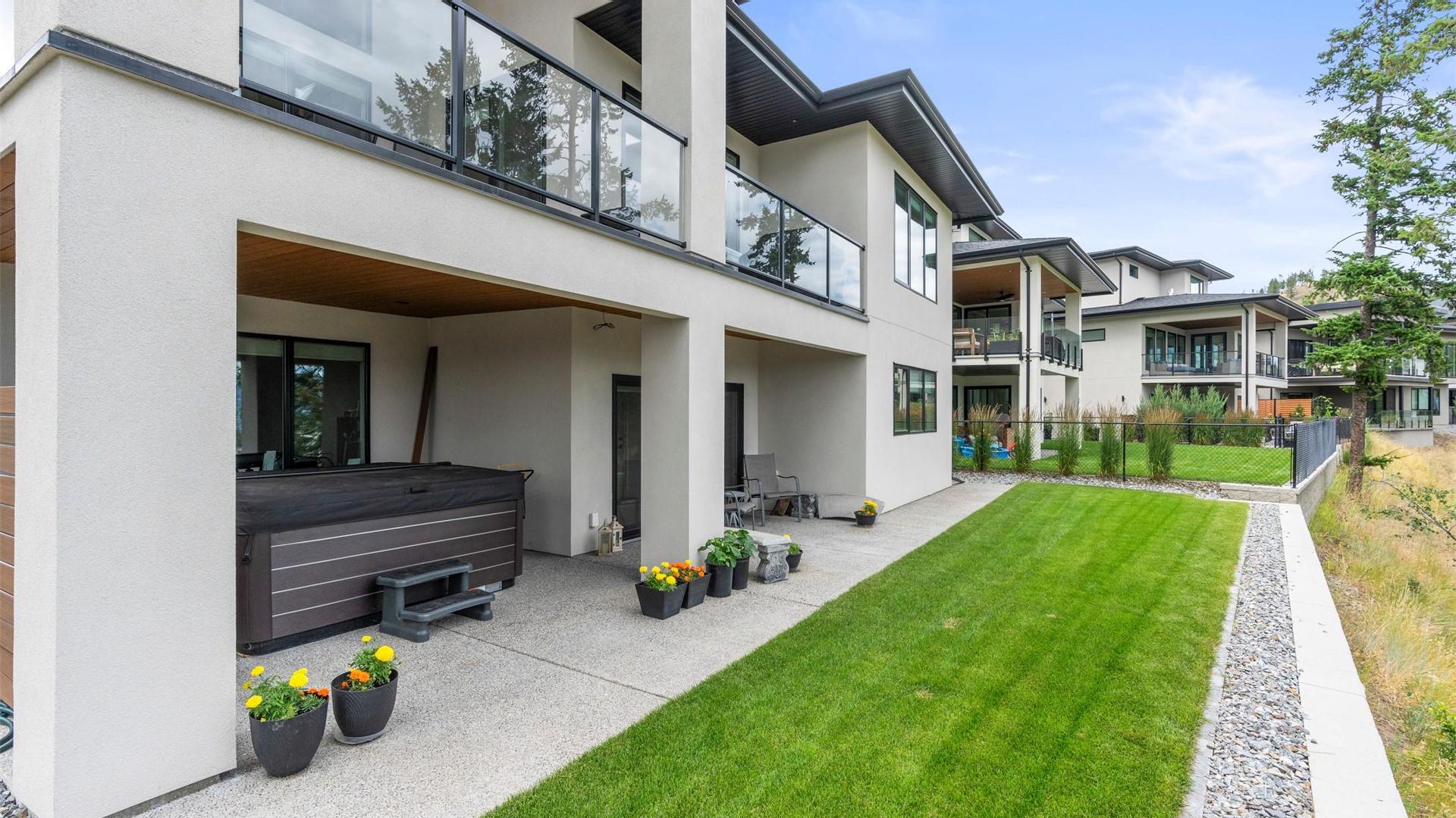 









145


Summer Wood

Drive,
Kelowna,




BC
V1V 0C9

