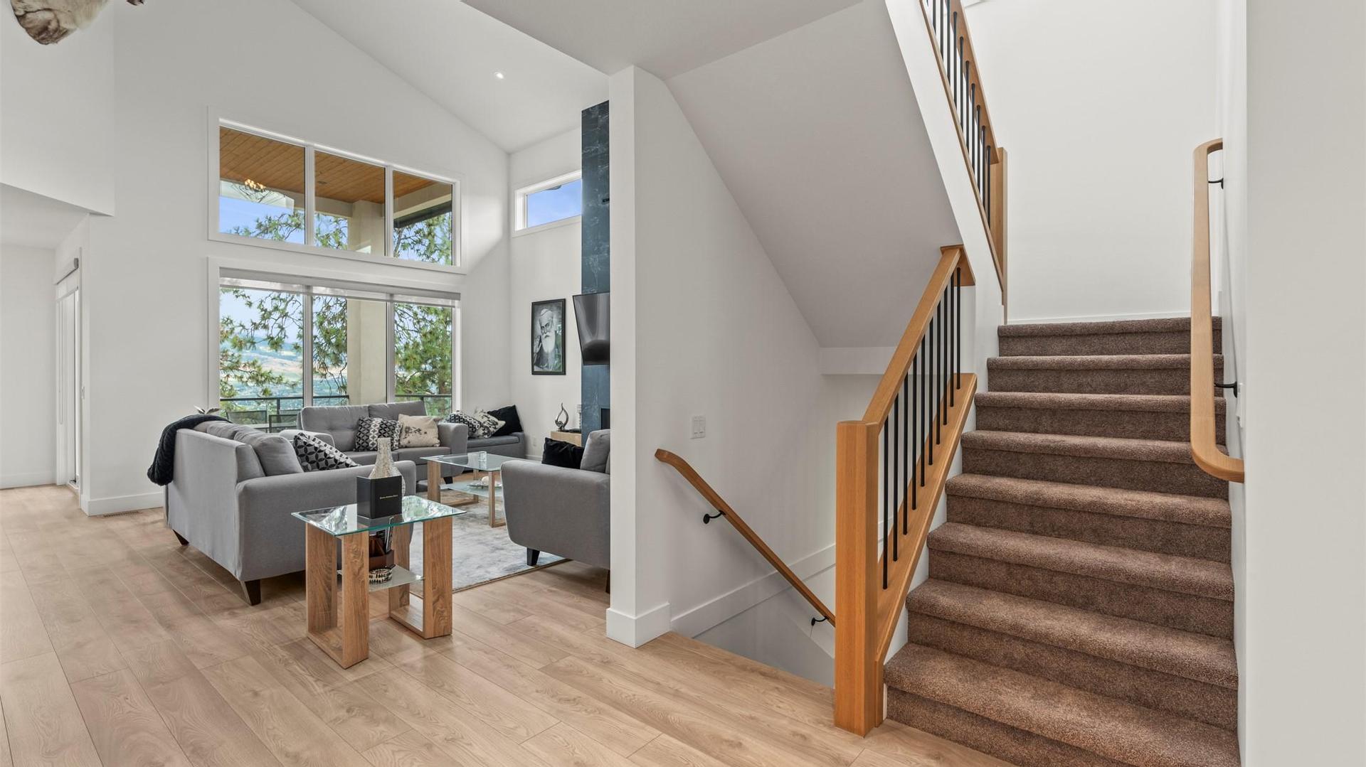 









145


Summer Wood

Drive,
Kelowna,




BC
V1V 0C9


