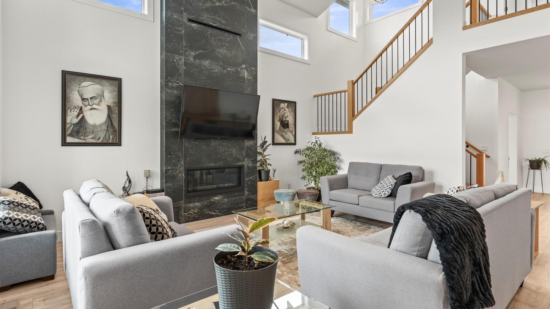









145


Summer Wood

Drive,
Kelowna,




BC
V1V 0C9

