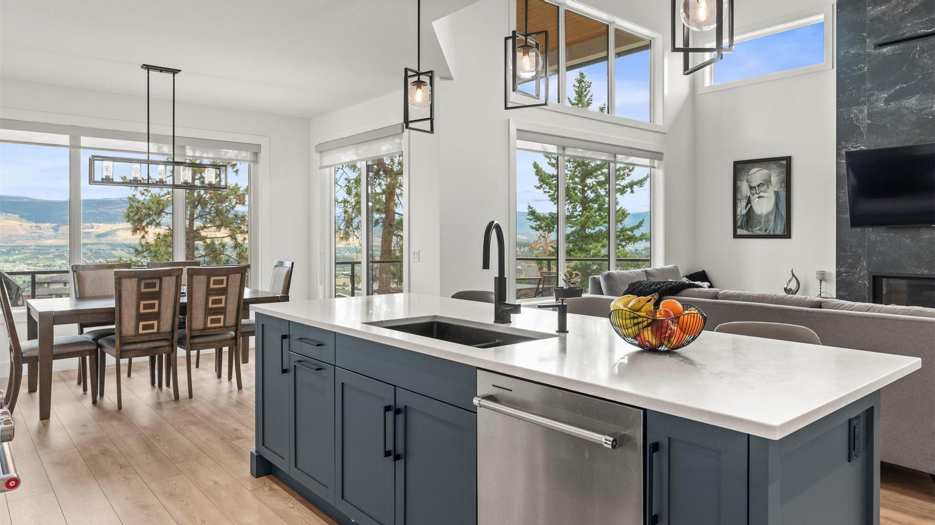 









145


Summer Wood

Drive,
Kelowna,




BC
V1V 0C9

