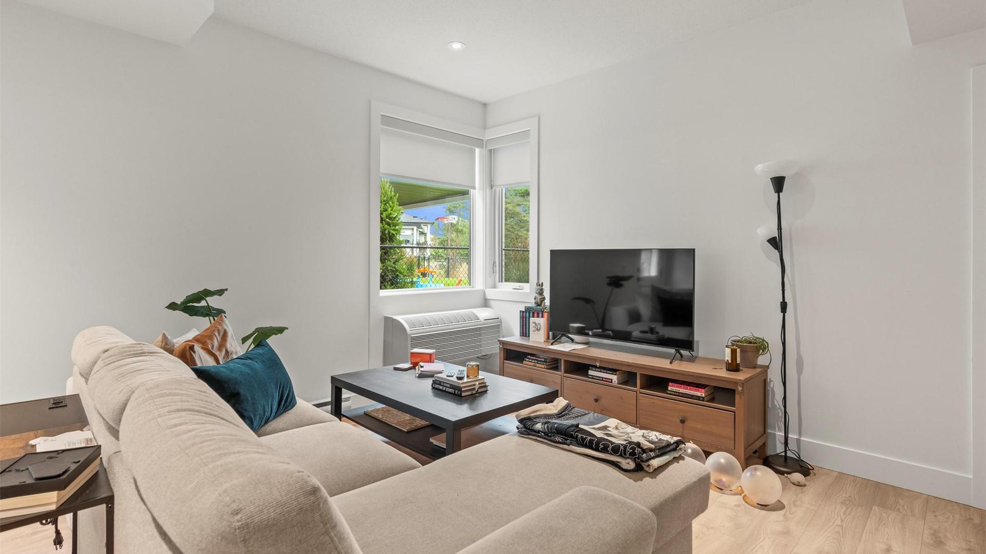 









145


Summer Wood

Drive,
Kelowna,




BC
V1V 0C9

