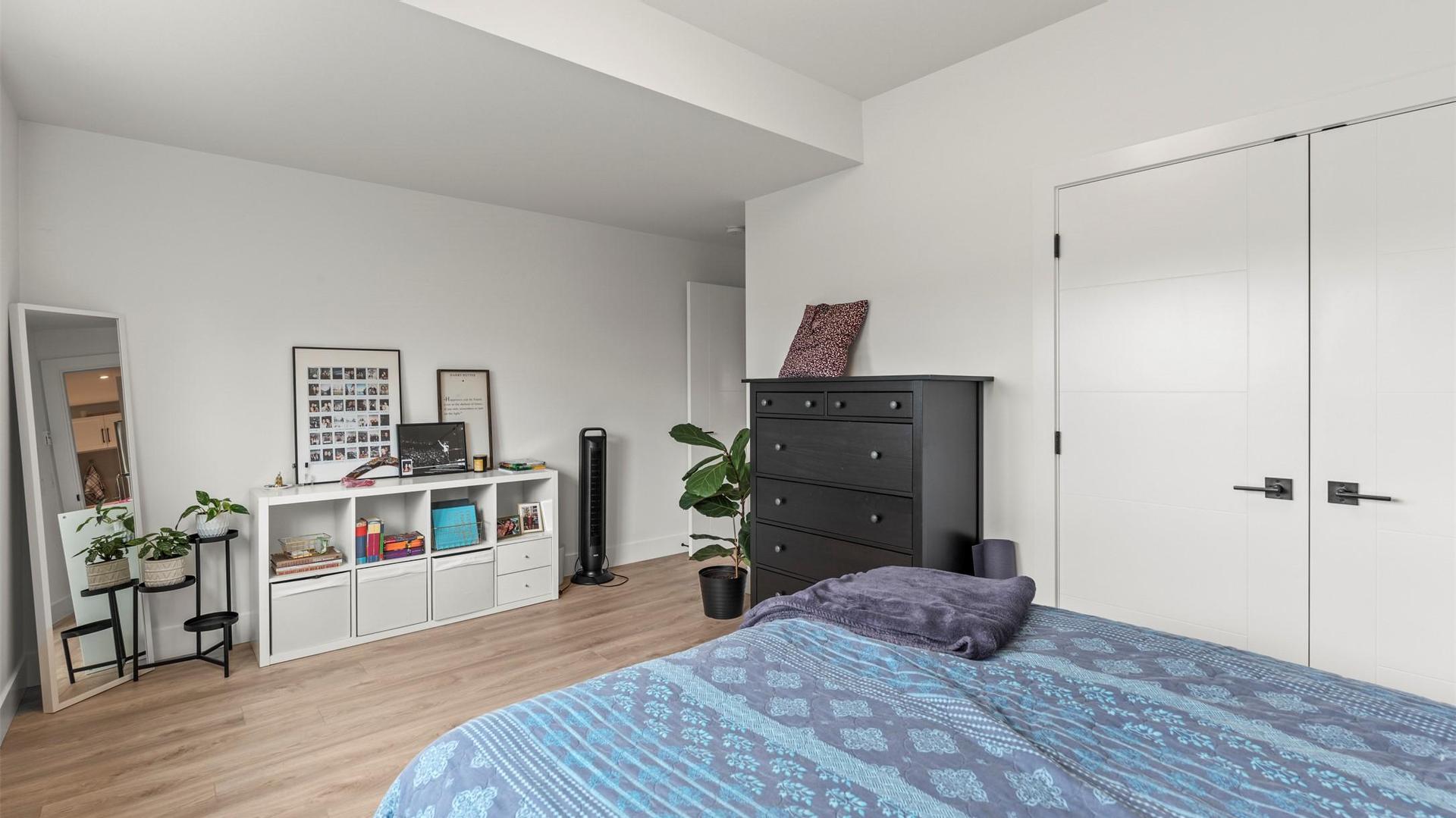 









145


Summer Wood

Drive,
Kelowna,




BC
V1V 0C9

