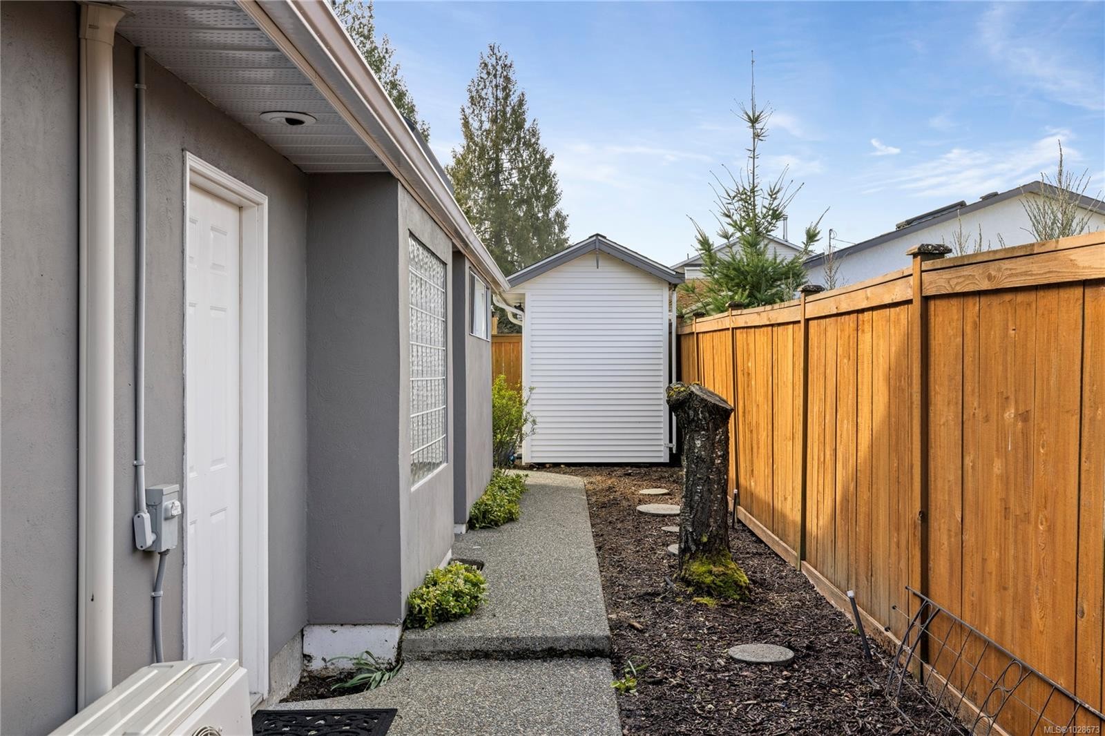 









801


Temple

St,
Parksville,




BC
V9P 1B1

