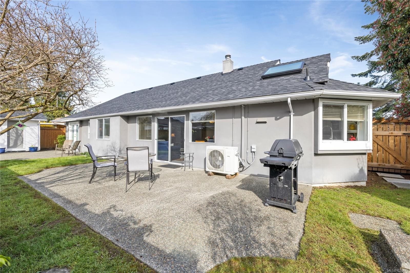 









801


Temple

St,
Parksville,




BC
V9P 1B1

