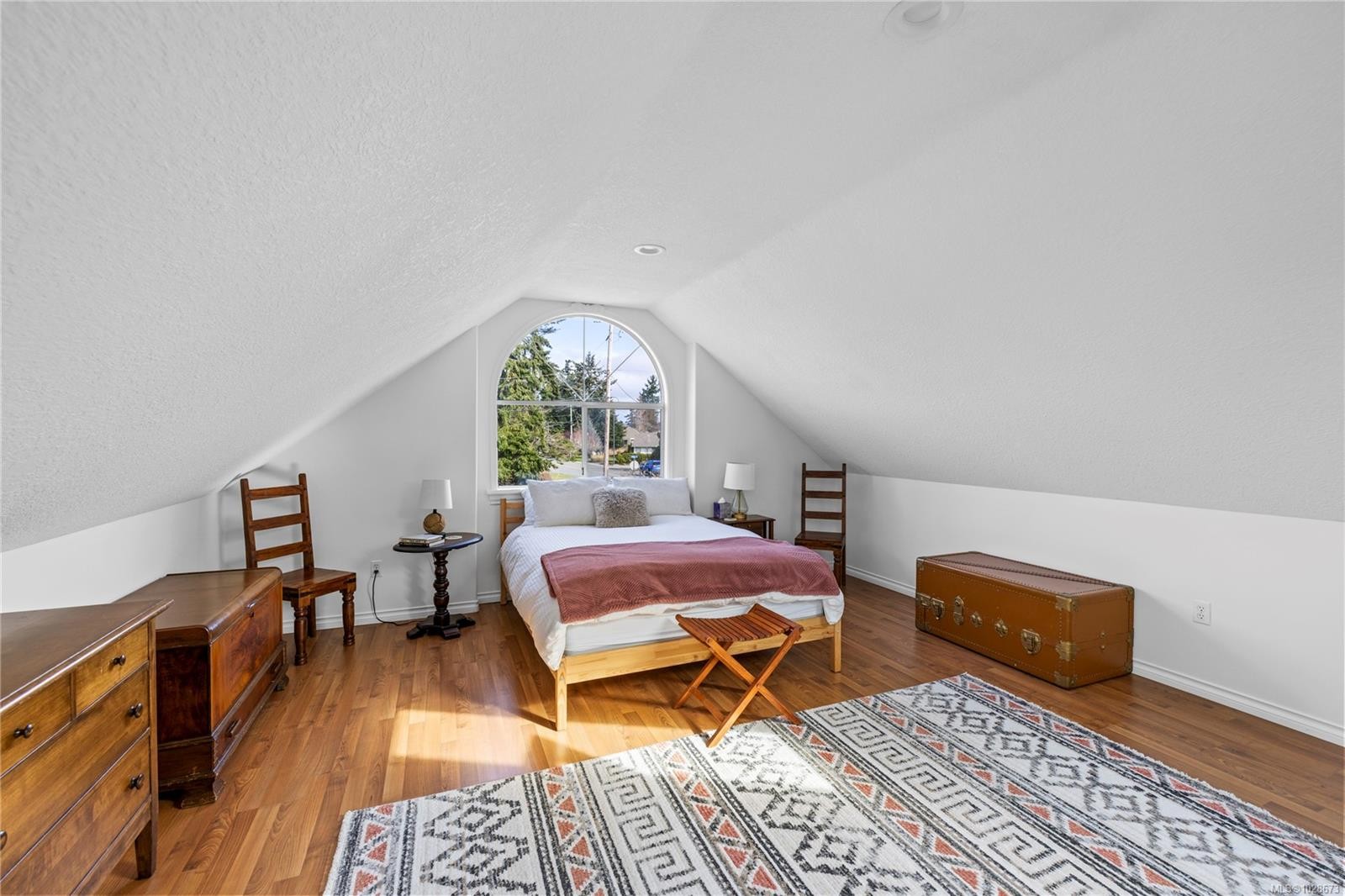 









801


Temple

St,
Parksville,




BC
V9P 1B1

