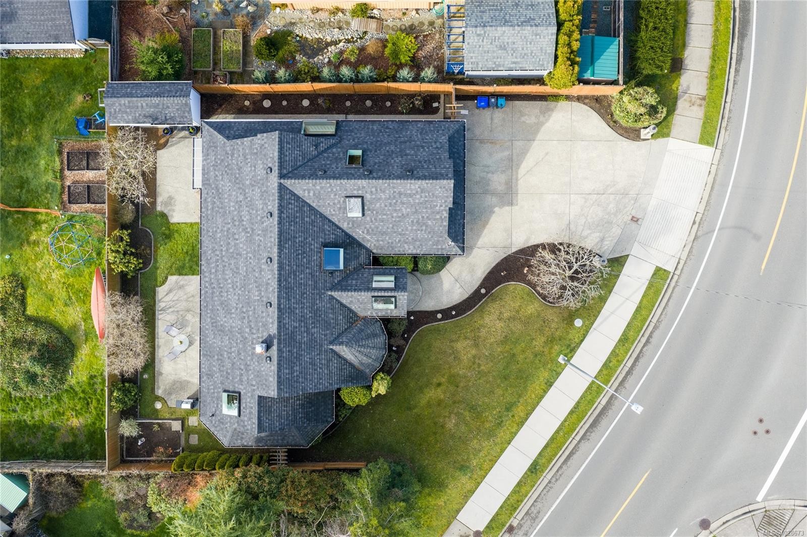 









801


Temple

St,
Parksville,




BC
V9P 1B1

