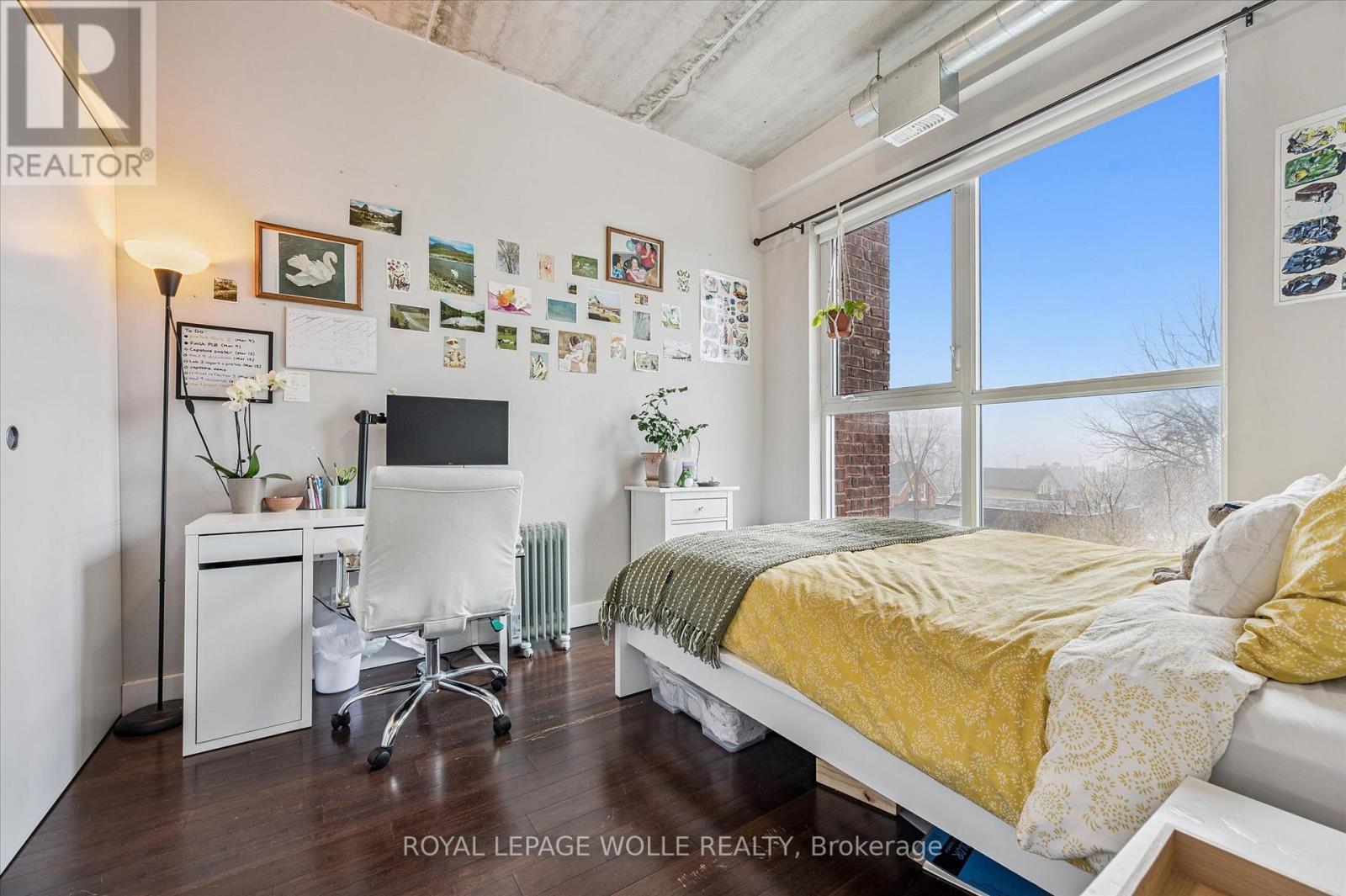 












302 - 36 REGINA STREET N

,
Waterloo,




Ontario
N2J3A2

