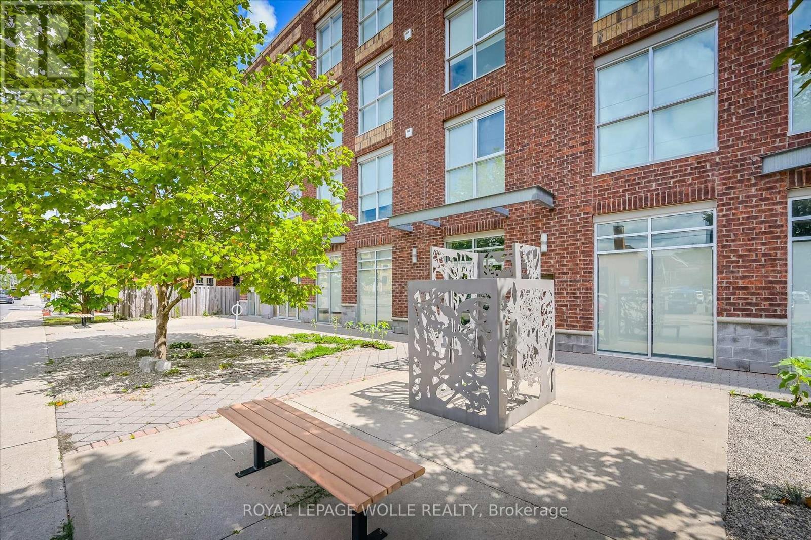 












302 - 36 REGINA STREET N

,
Waterloo,




Ontario
N2J3A2

