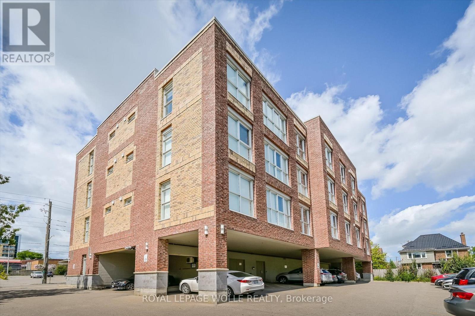 












302 - 36 REGINA STREET N

,
Waterloo,




Ontario
N2J3A2

