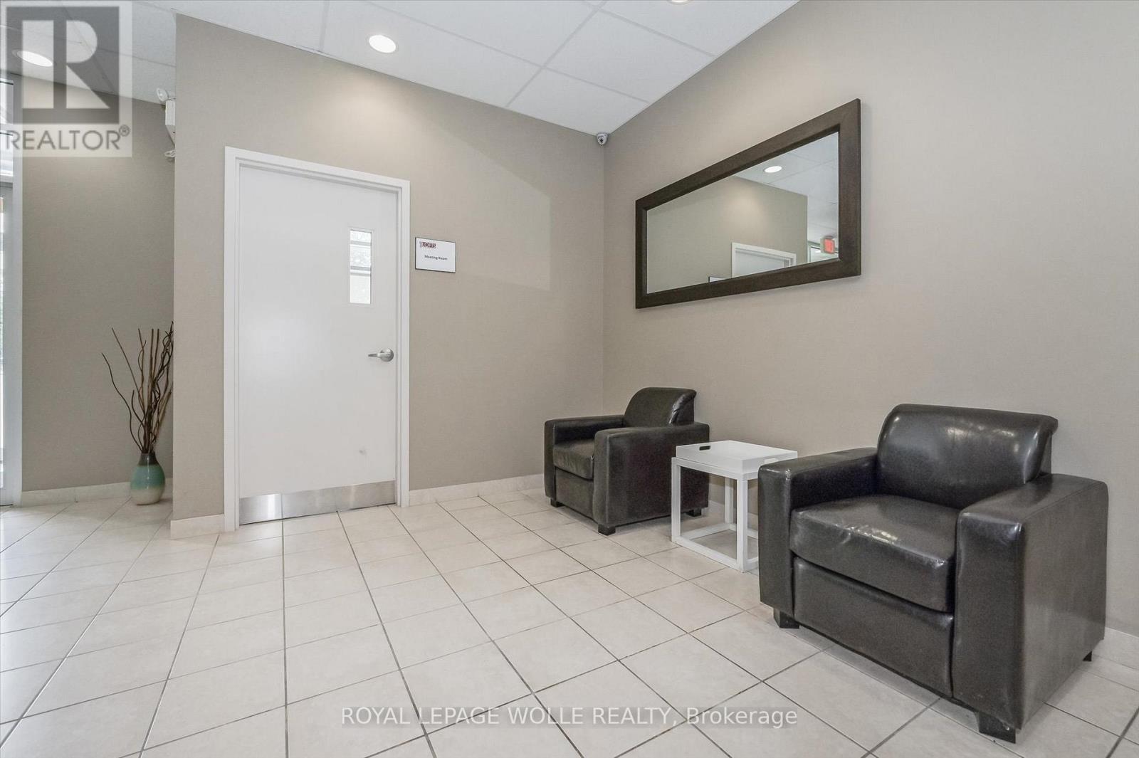 












302 - 36 REGINA STREET N

,
Waterloo,




Ontario
N2J3A2

