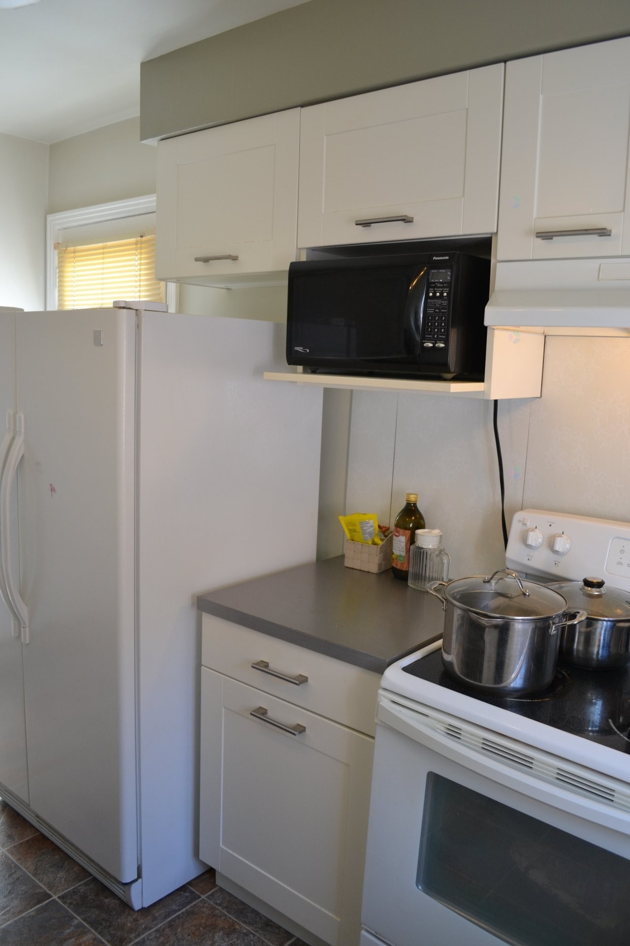 









8392


Rue Centrale

,
Montréal (LaSalle),




QC
H8P1M8

