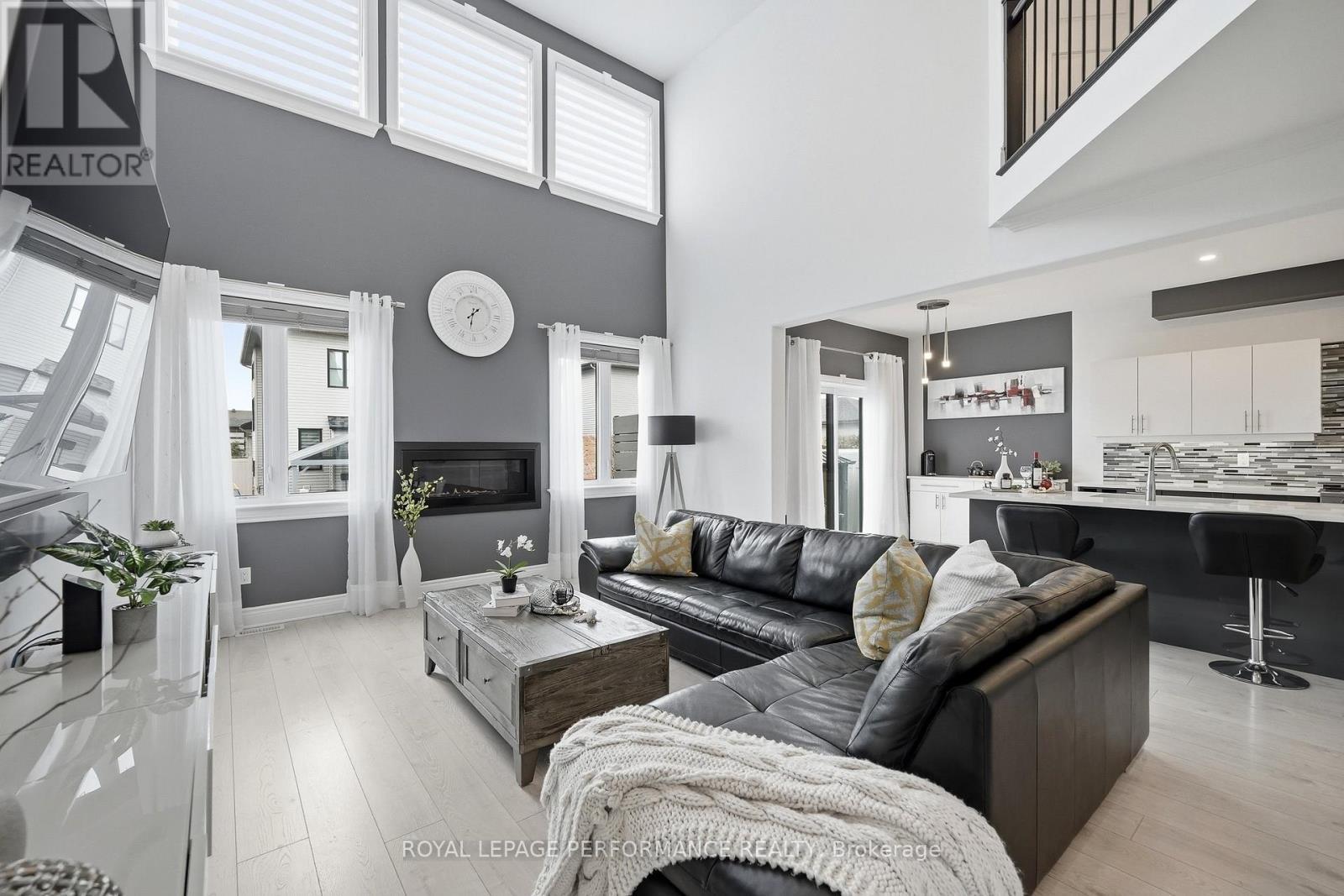 












800 PLATINUM STREET

,
Clarence-Rockland,




Ontario
K4K0J2

