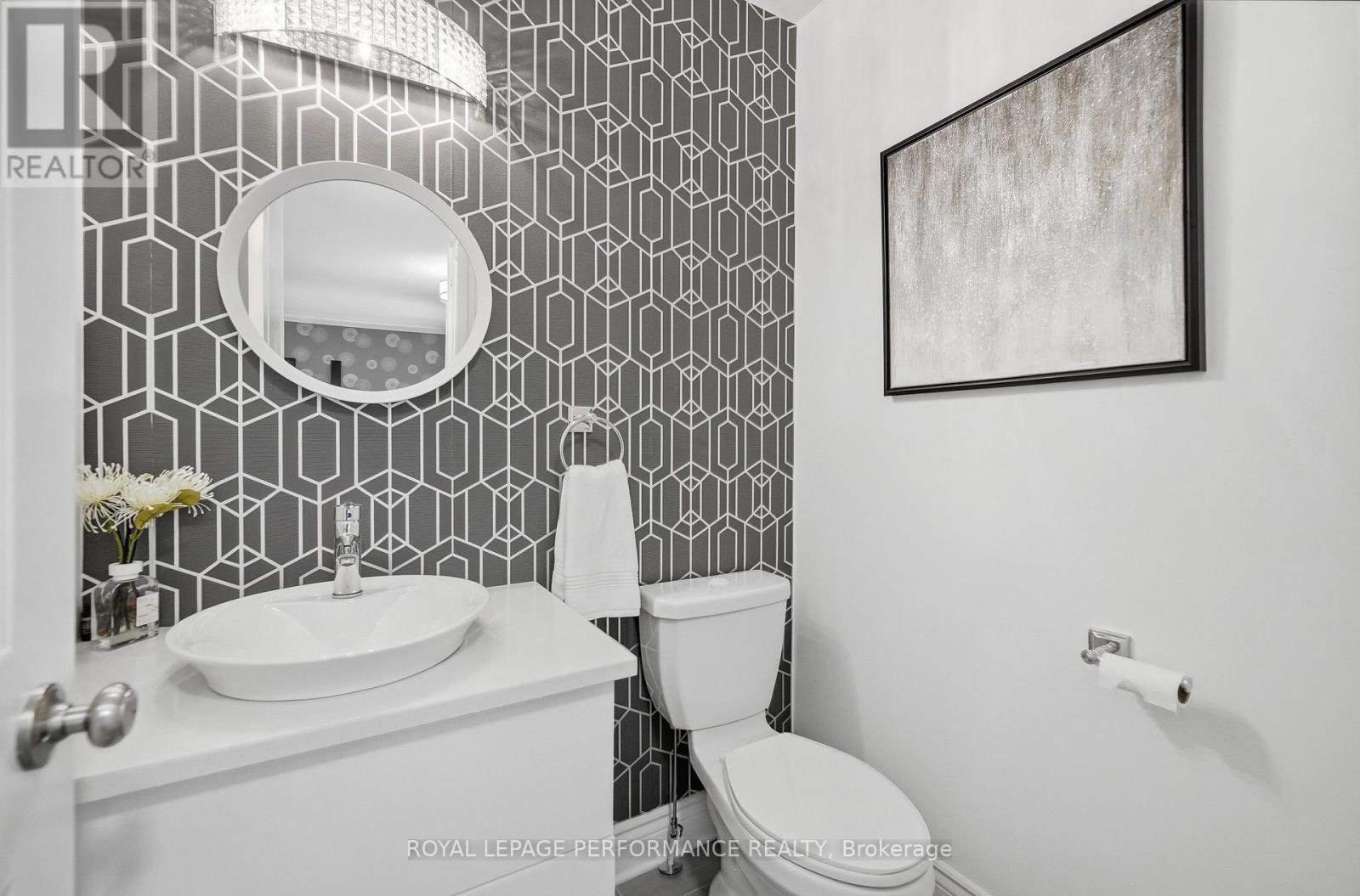 












800 PLATINUM STREET

,
Clarence-Rockland,




Ontario
K4K0J2

