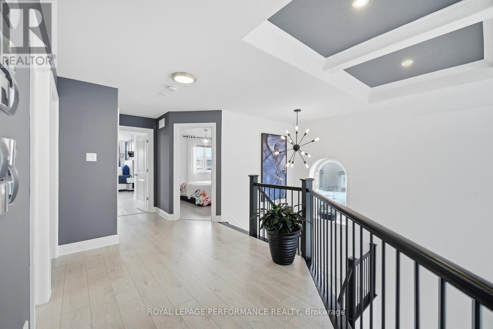 












800 PLATINUM STREET

,
Clarence-Rockland,




Ontario
K4K0J2

