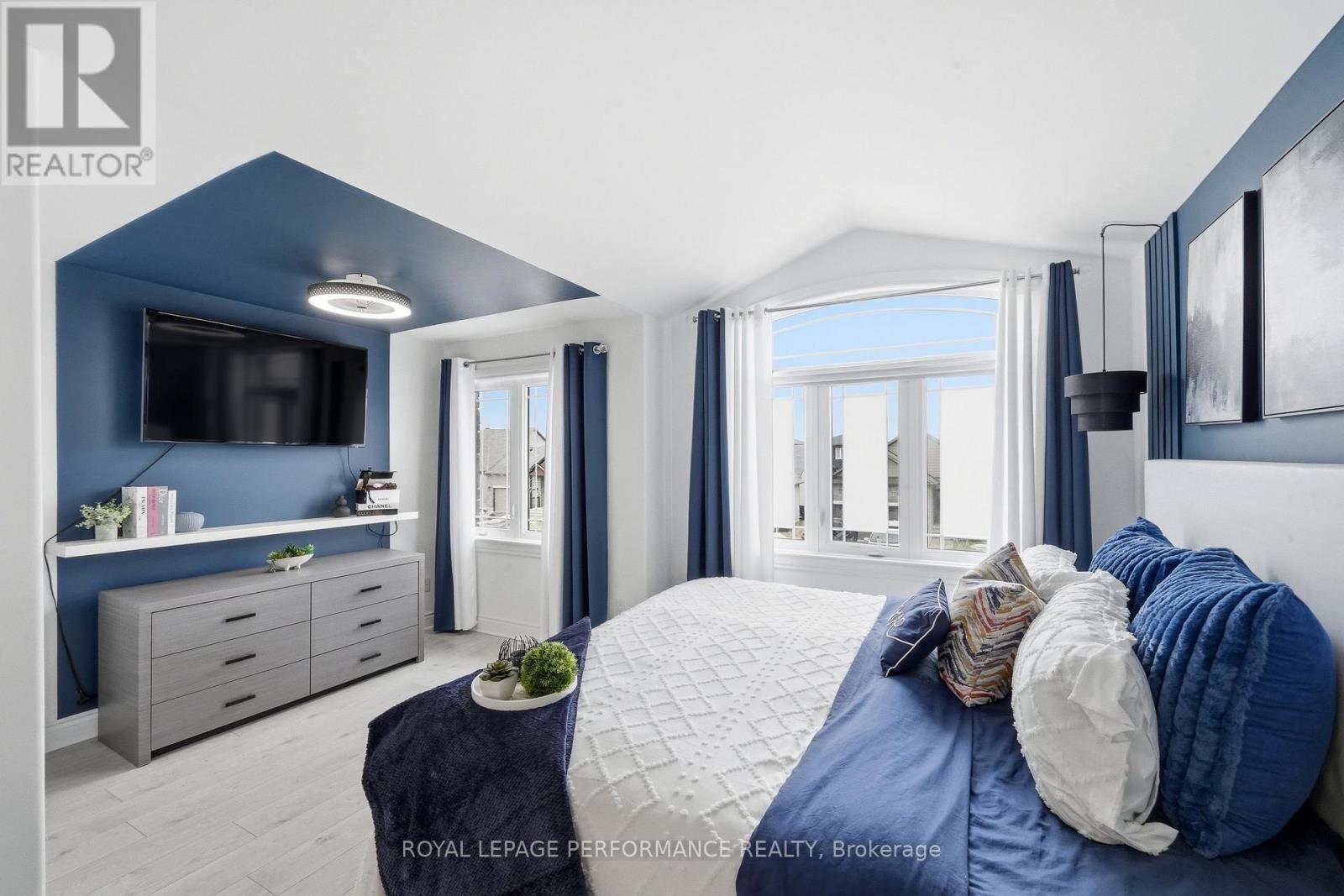 












800 PLATINUM STREET

,
Clarence-Rockland,




Ontario
K4K0J2

