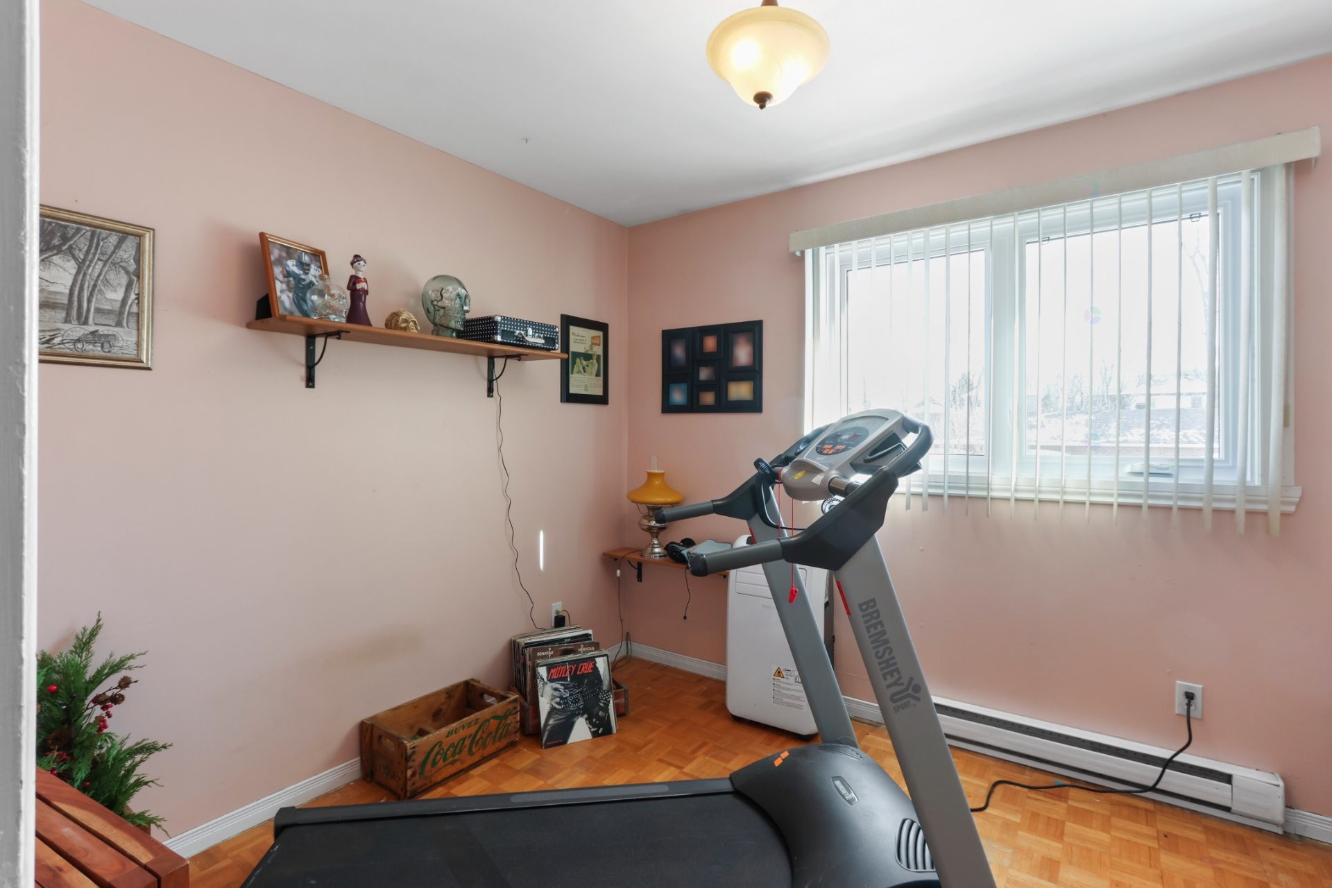









361


Rue Grilli

,
Pincourt,




QC
J7W6Y8

