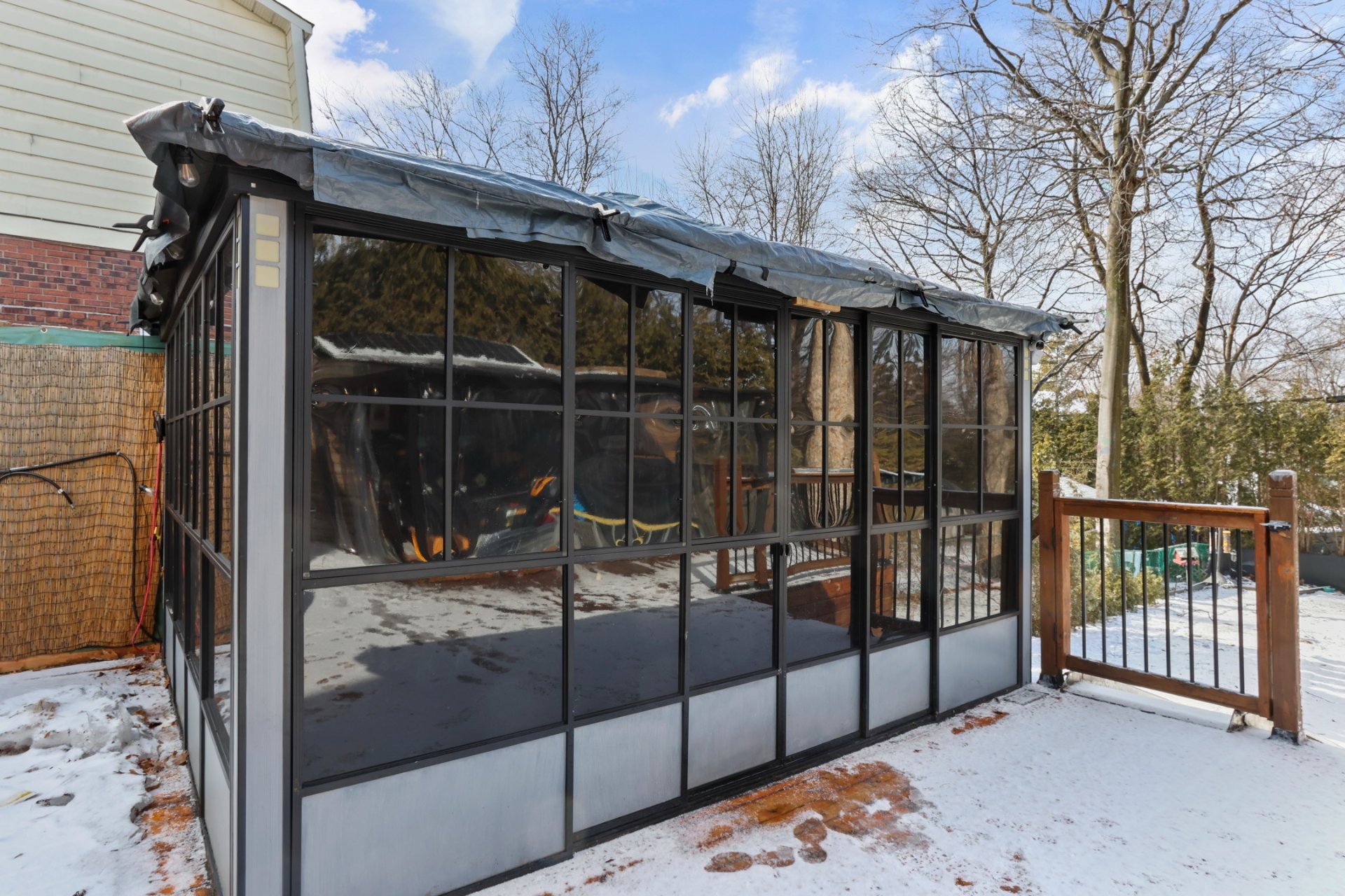 









361


Rue Grilli

,
Pincourt,




QC
J7W6Y8

